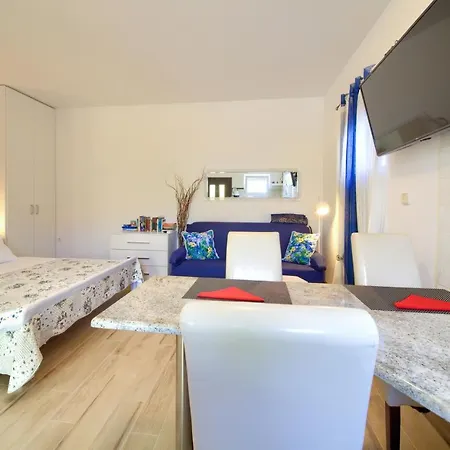 Apartment Nena Krk Town Extérieur photo