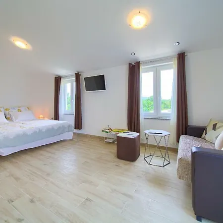 Apartment Nena Krk Town Extérieur photo