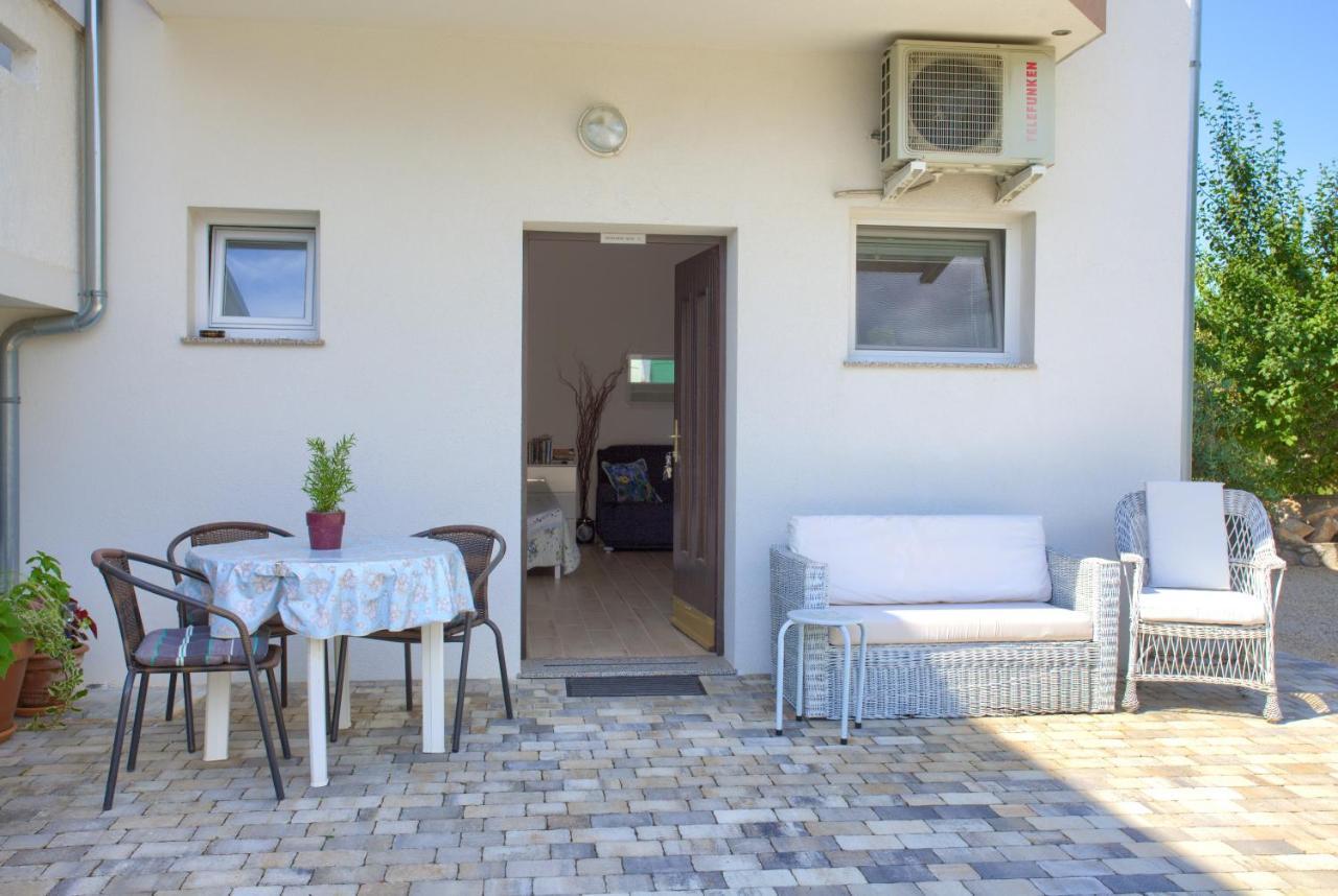 Nena Apartment